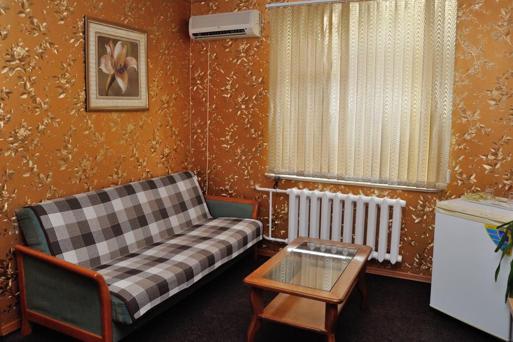 Bed and Breakfast Zolota Pidkova Ковель Экстерьер фото