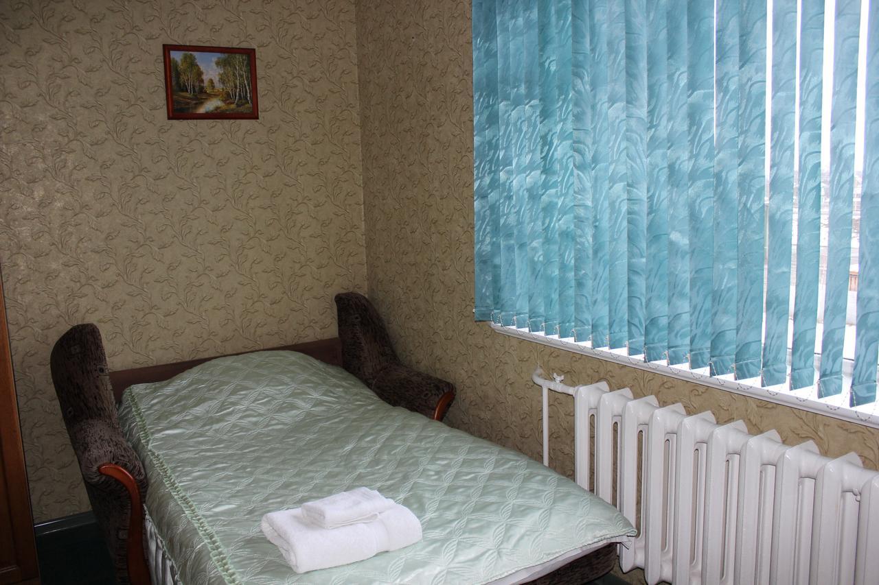 Bed and Breakfast Zolota Pidkova Ковель Экстерьер фото