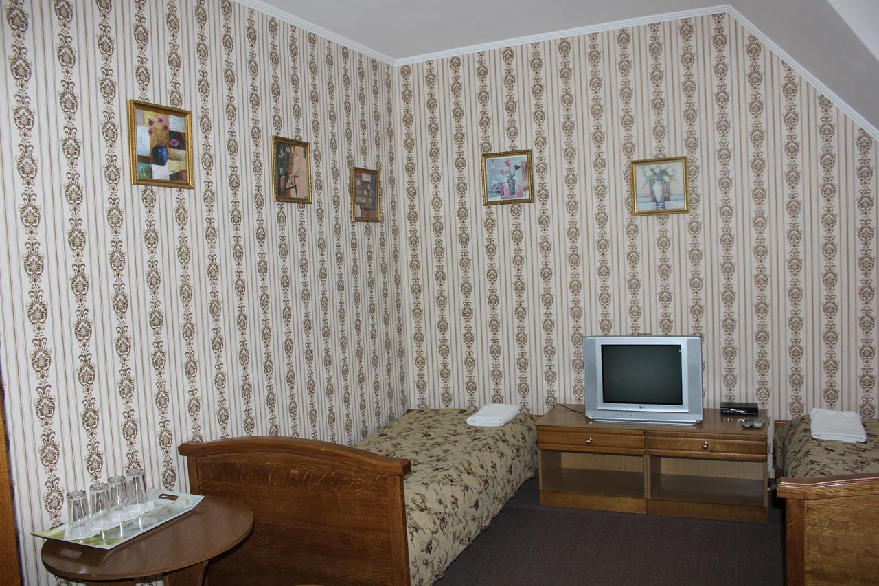 Bed and Breakfast Zolota Pidkova Ковель Экстерьер фото