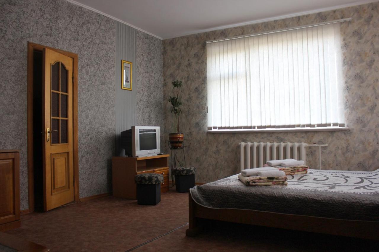 Bed and Breakfast Zolota Pidkova Ковель Экстерьер фото