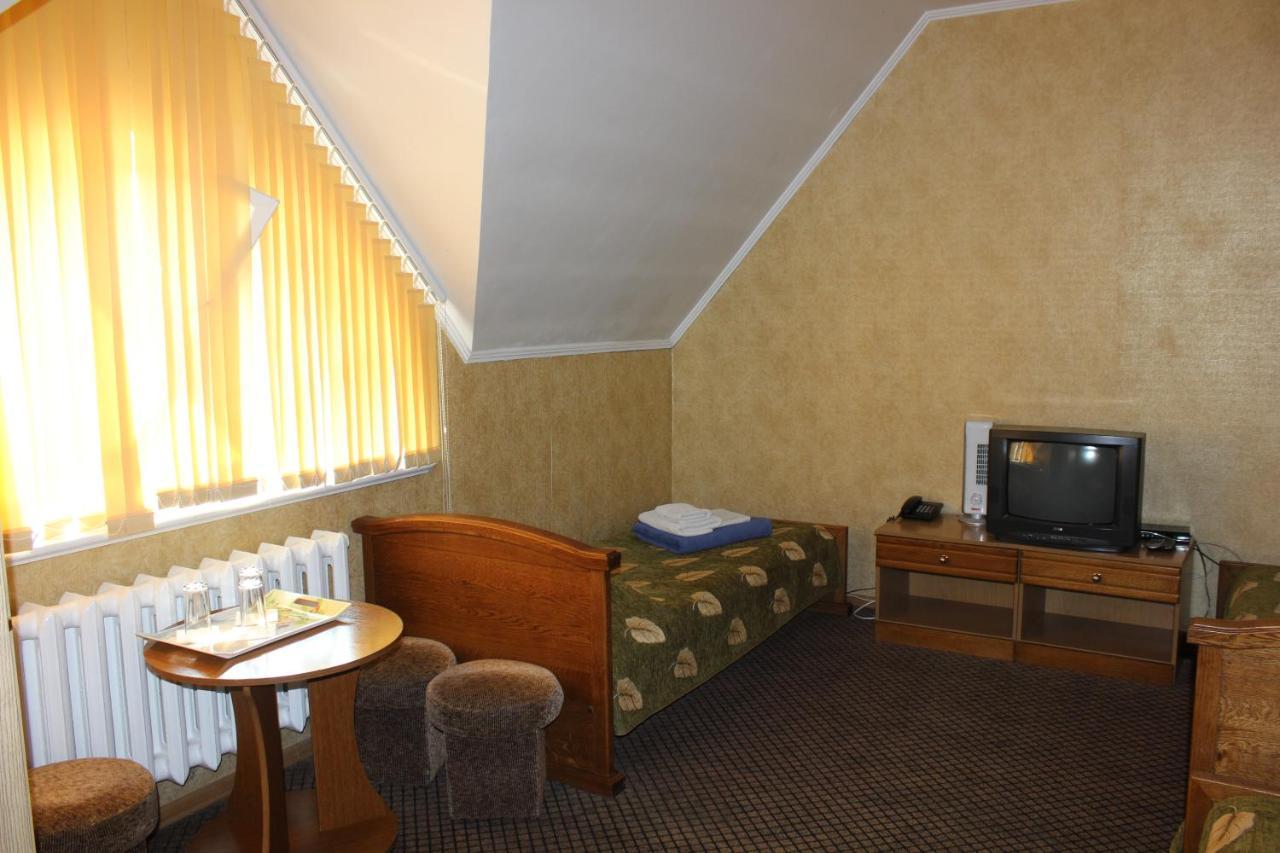 Bed and Breakfast Zolota Pidkova Ковель Экстерьер фото
