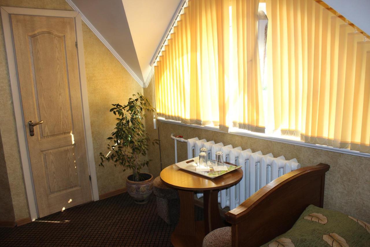 Bed and Breakfast Zolota Pidkova Ковель Экстерьер фото
