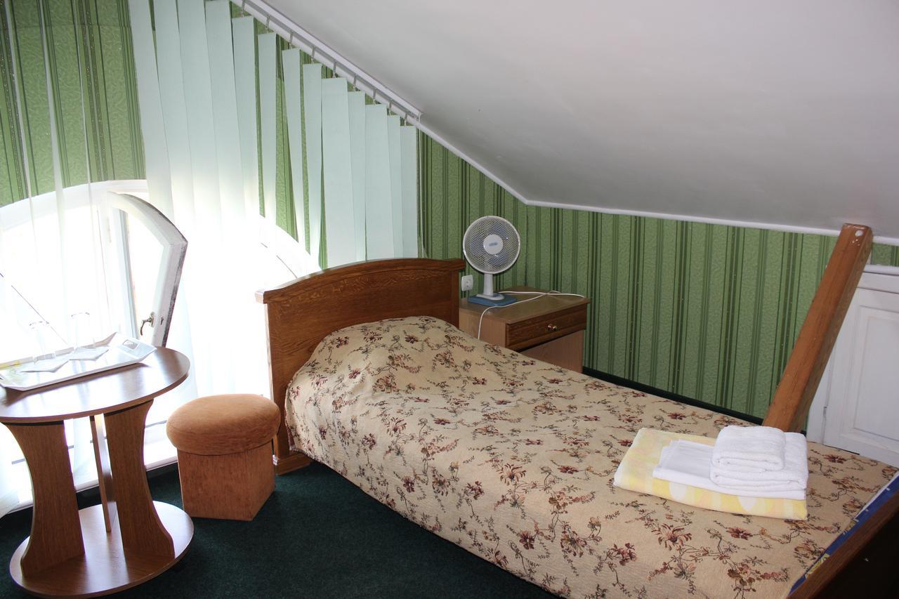 Bed and Breakfast Zolota Pidkova Ковель Экстерьер фото
