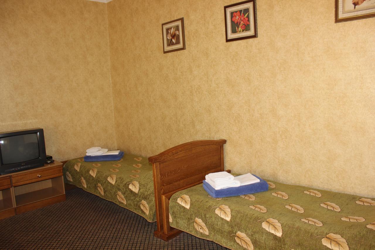 Bed and Breakfast Zolota Pidkova Ковель Экстерьер фото