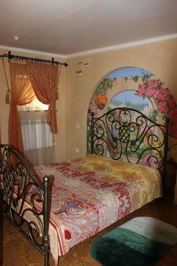 Bed and Breakfast Zolota Pidkova Ковель Экстерьер фото
